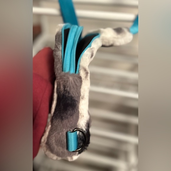 Minky Blue and cow print front Crossbody Bag for Women - Picture 5 of 6